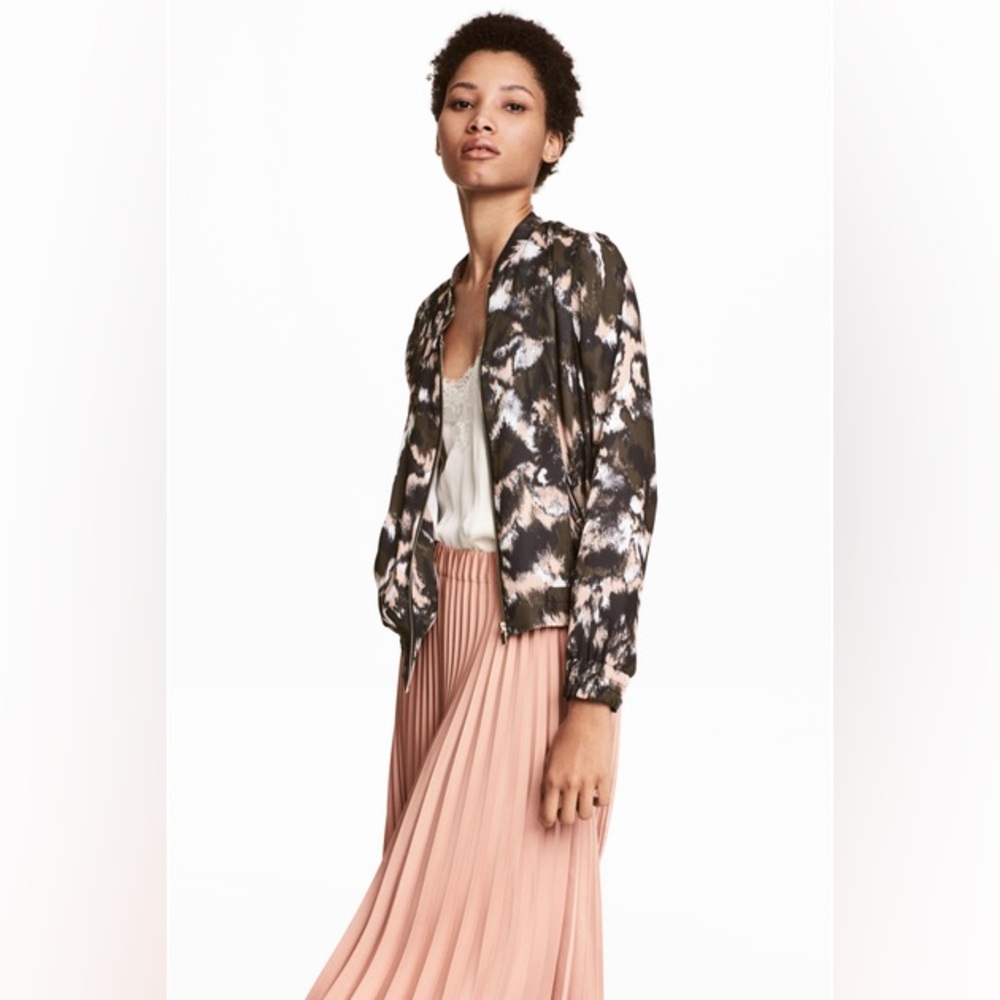 H&M Women’s Abstract Lightweight Bomber Jacket - Medium - NWT